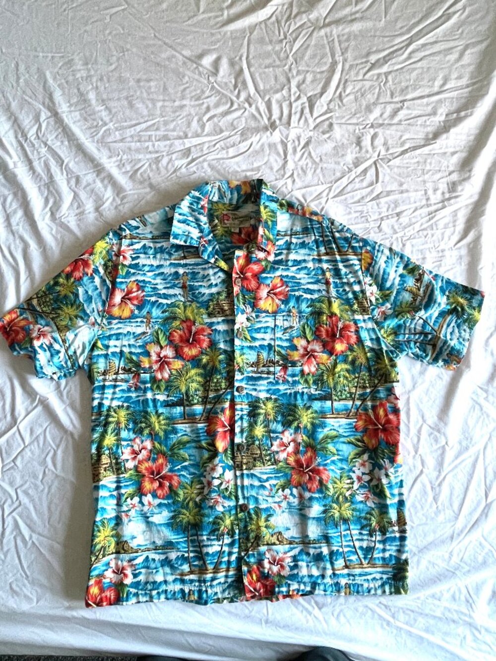 Hilo Hattie Hawaiian Shirt Mens XL Blue Surfboards Palms Made In Hawaii Cotton